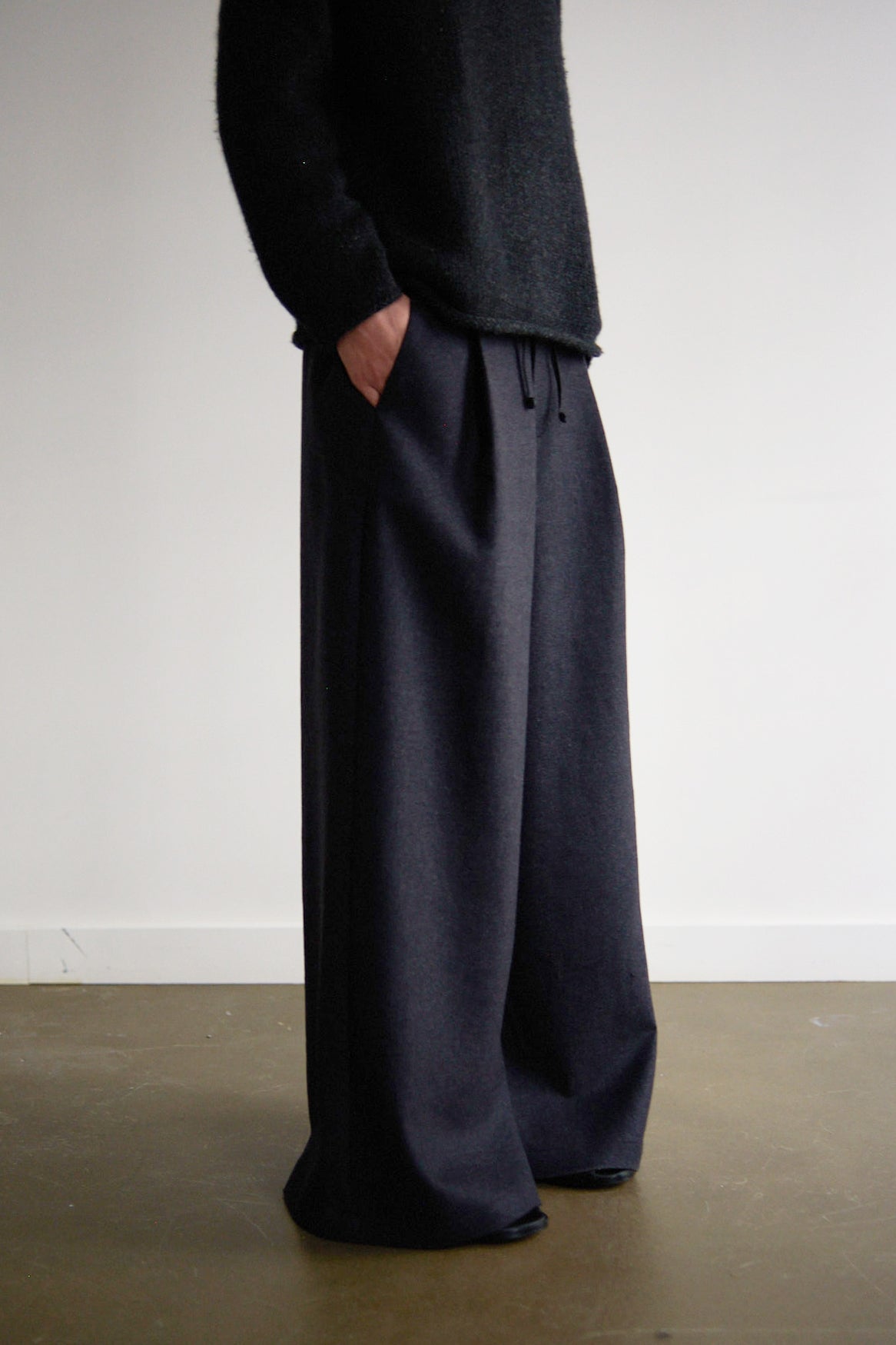 Marlon Pant in Super 120's wool